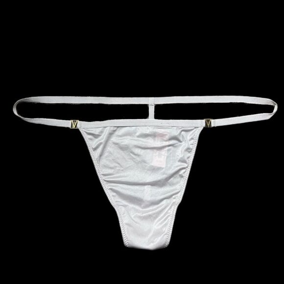 Victoria's Secret Very Sexy LOVE Smooth Satiny V string panty light gray XLarge - Picture 1 of 2